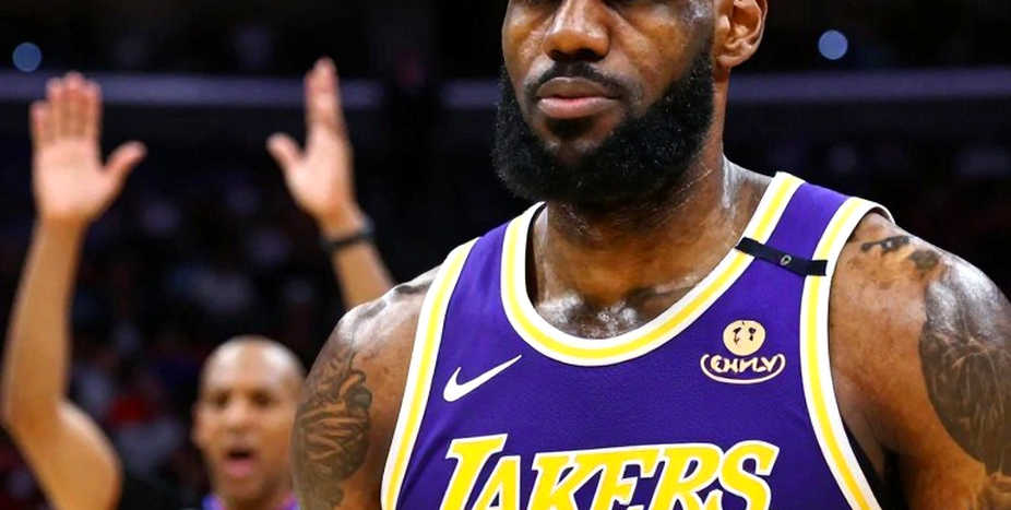 Amen Thompson and the $208 Million Deal: Houston Rockets' Gamble on Faith