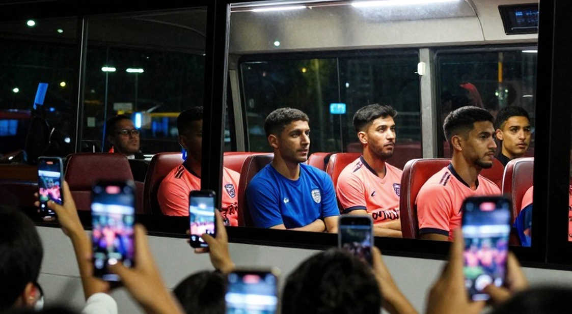 Cú sút 20 mét của Sarach Yooyen định hình bảng B: Thái Lan 2-0 Việt Nam và khoảng trống không được lấp