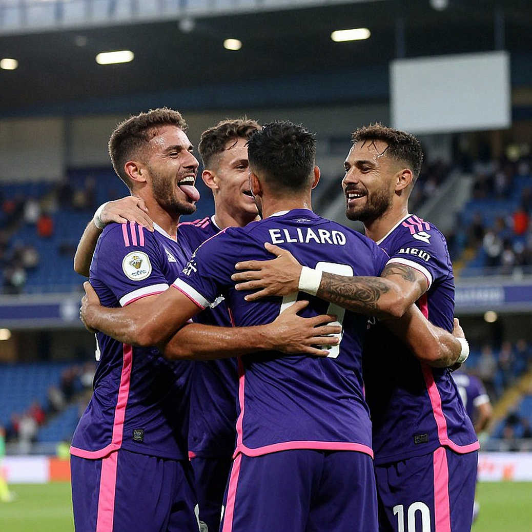 Nghịch lý ở bốn mươi mét cuối: Manchester United sút nhiều hơn mà ghi bàn ít hơn Arsenal