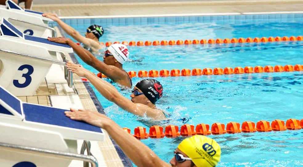 Tomoyuki Matsushita breaks Asian 400m IM record: 4:05.83, a historic turning point for Japanese swimming Tomoyuki Matsushita breaks Asian 400m IM record: 4:05.83, a historic turning point for Japanese swimming