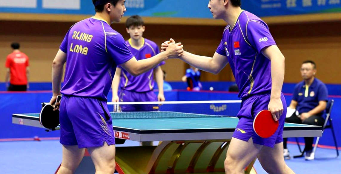 Sáu người, ba năm, hơn ba mươi thành viên: tầng đáy bóng bàn Anh được xây bằng cách nào